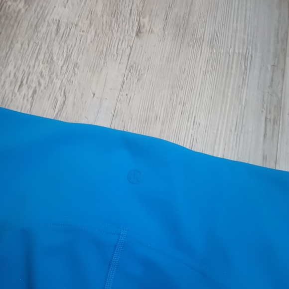 Lululemon - Picture 5 of 6